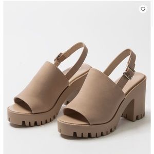 SODA Singback Lug Heel Womens Sandals